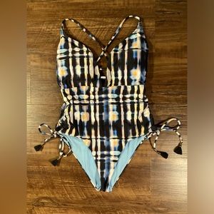 Lucky Brand Swimsuit One piece Solstice Canyon Strappy Sz Medium